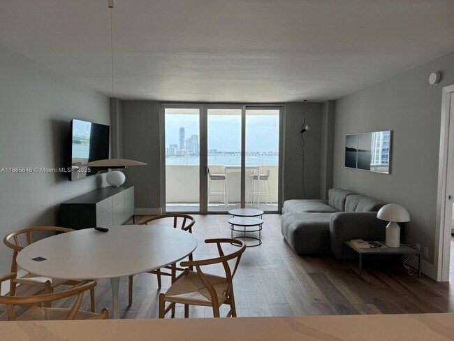 Foto del edificio - 5 Island Ave