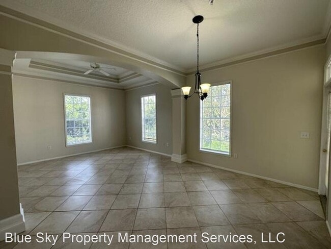 Building Photo - 2 br, 2 bath House - 233 Goldenrain Dr #303