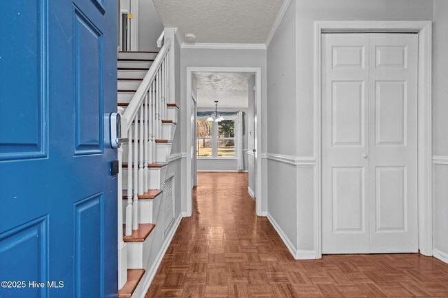 Foto del edificio - 215 Canterbury Rd