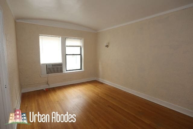 Building Photo - 552 W Arlington Pl