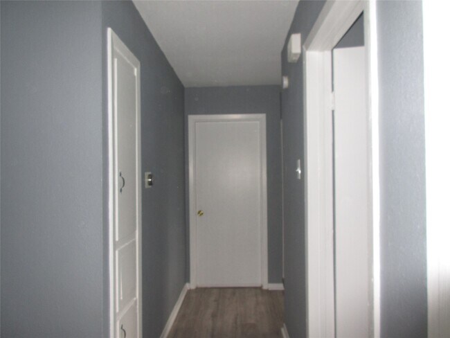 Foto del edificio - 6315 Roughlock St