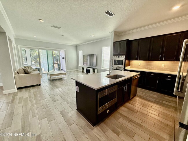 Foto del edificio - 52 Waterline Dr