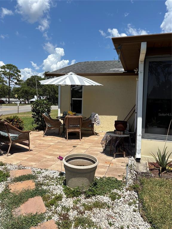 Foto del edificio - 10531 Meadow Hill Dr