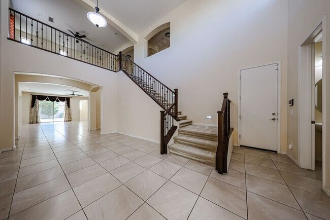 Foto del edificio - Stunning home located in the heart of Chandler, AZ!