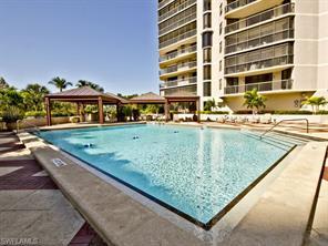 Foto del edificio - 6075 Pelican Bay Blvd