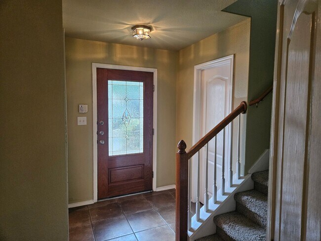 Foto del edificio - Garden Home in Gated Community