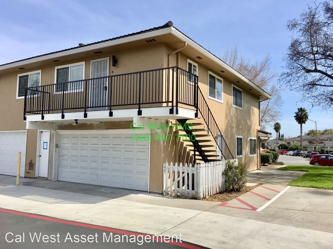 2 br, 1 bath House - 5611 Playa Del Rey, U... Photo