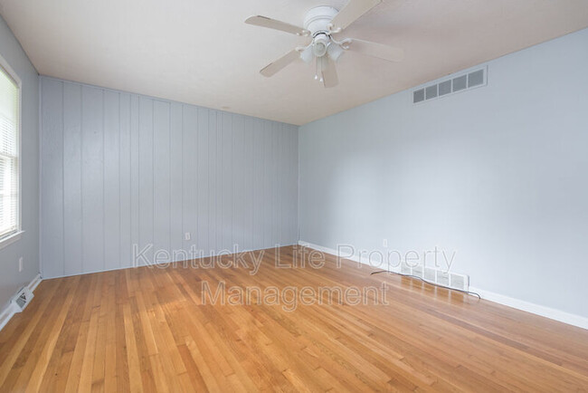 Building Photo - 3529 Galahad Dr