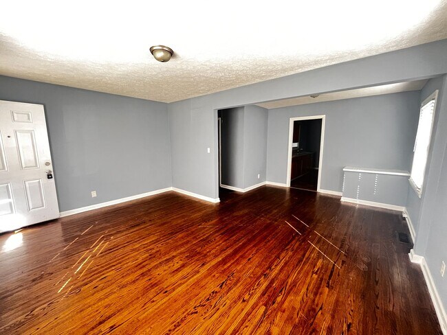 Foto del edificio - 2 Bedroom Home Dixie High Way