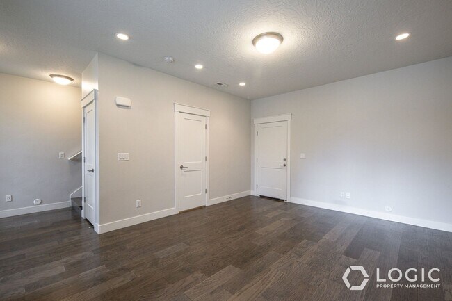 Building Photo - 10463 S Crimson Sage Ln