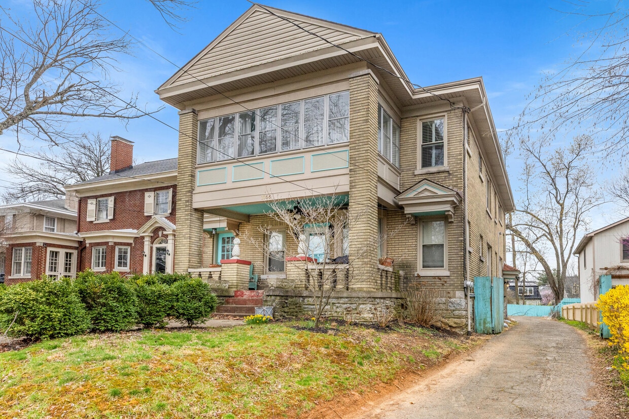Foto principal - 1056-1058 Fontaine Rd