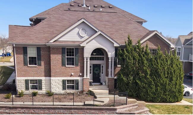 Building Photo - 2813 Blakely Ln