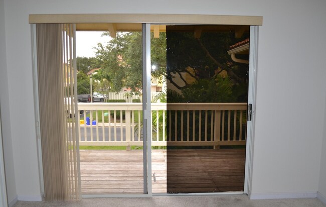 Building Photo - 173 Seabreeze Cir