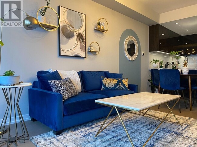 Photo du bâtiment - 488 University Ave