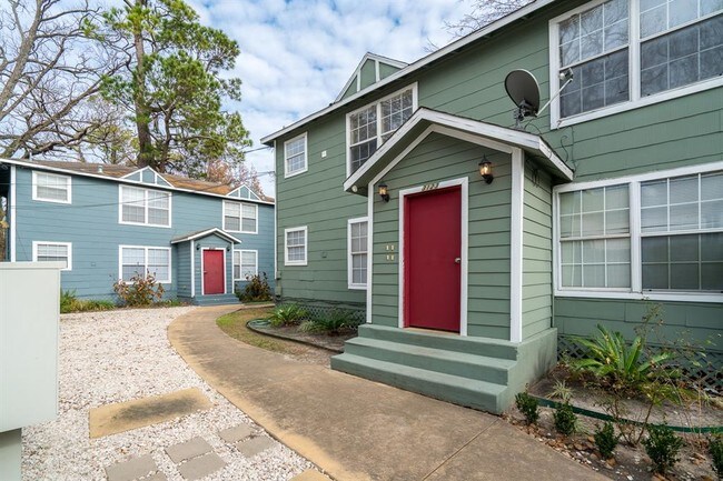 Building Photo - 3123 Isabella St
