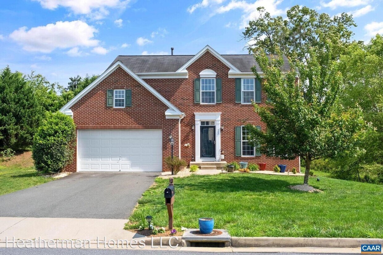 Foto principal - 4 br, 2.5 bath House - 662 Holly Hill Drive