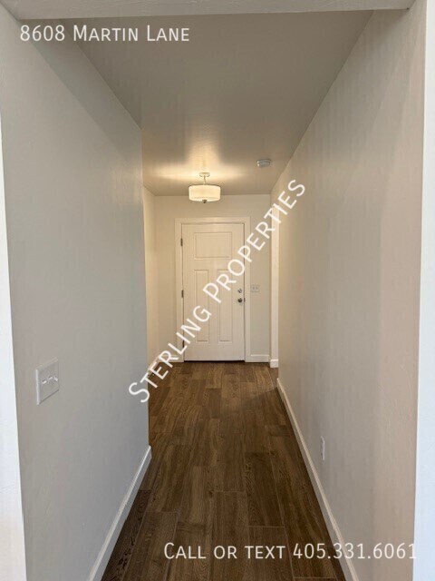 Building Photo - 8608 Martin Ln