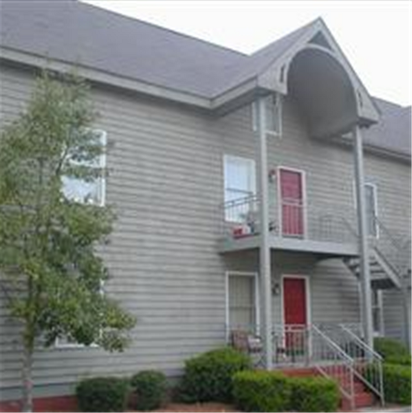 Primary Photo - Courtyard Condominiums #39