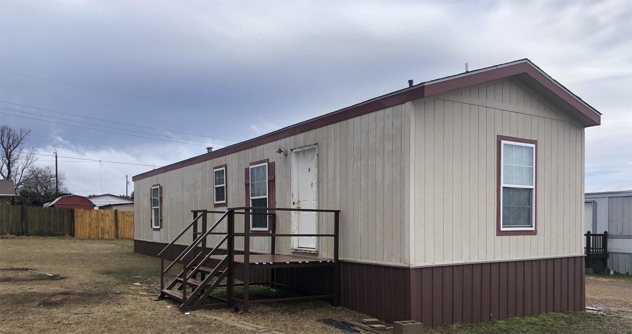 Primary Photo - 13900 County Rd 1554