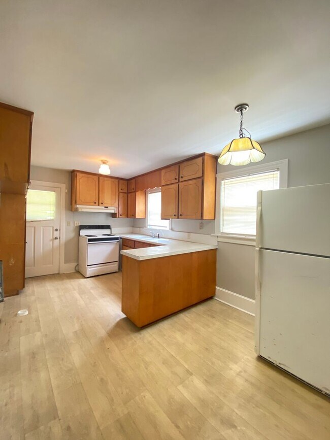 Foto del edificio - 1811 Thomas Ave