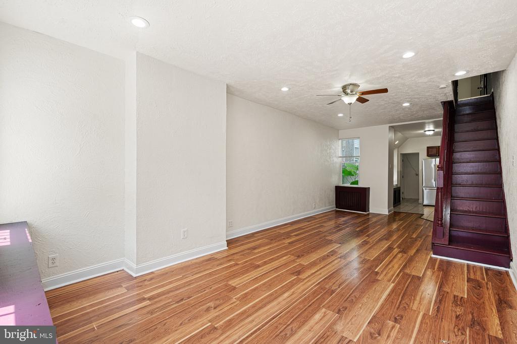 Foto principal - 3074 Martha St