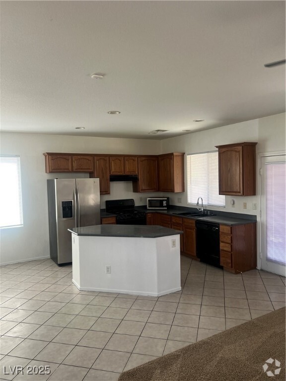 Building Photo - 6447 Melville Grove Ct