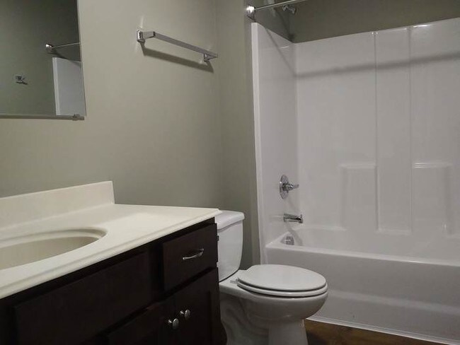 Foto del edificio - NEW Wake Forest Duplex