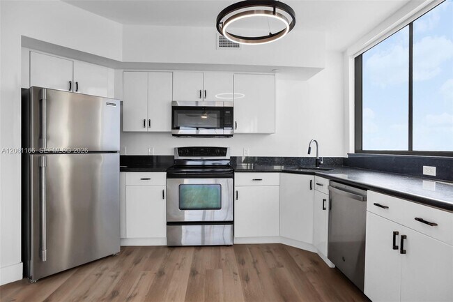 Foto del edificio - 1330 West Ave