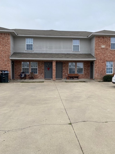 Building Photo - 2102 Tahoe Ct