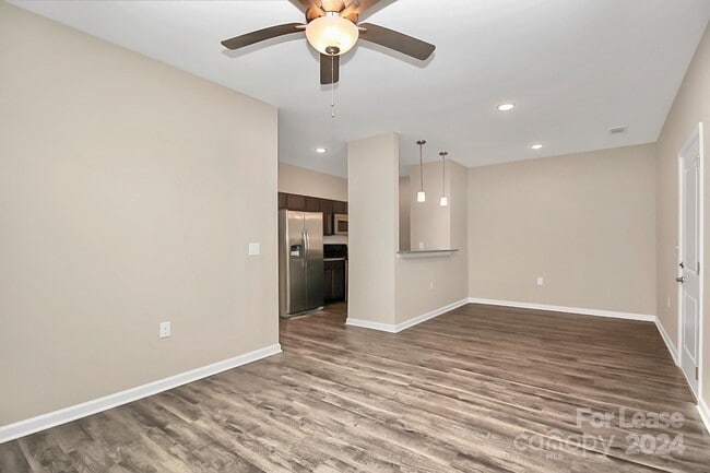 Building Photo - 11115 Hyde Pointe Ct