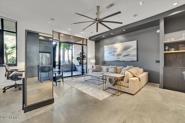 Foto del edificio - 7301 E 3rd Ave