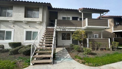 Building Photo - 3733 S Country Oaks Loop