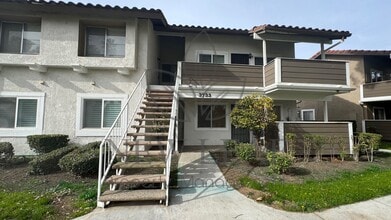 Building Photo - 3733 S Country Oaks Loop