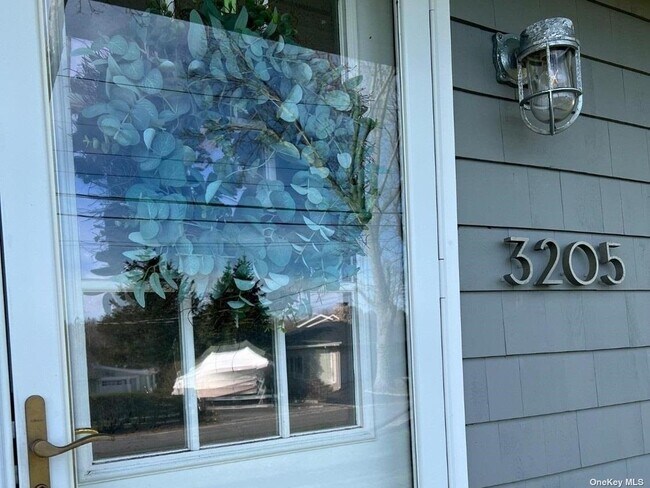 Foto del edificio - 3205 Minnehaha Blvd