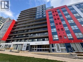 Building Photo - 258B Sunview St