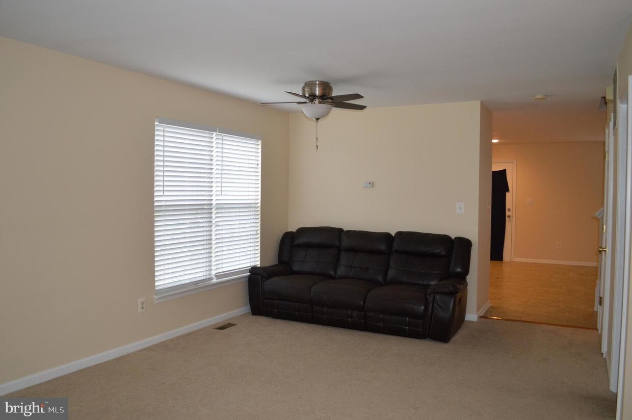 303 Pendleton Ln, Strasburg, VA 22657 Townhome Rentals in Strasburg VA