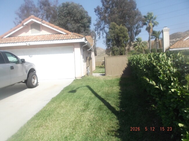 Foto del edificio - 3032 Chablis Ave