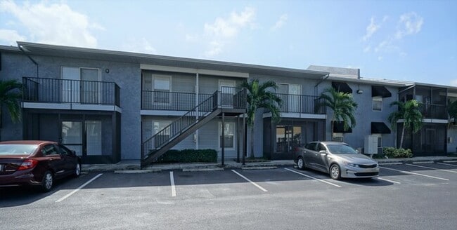 Building Photo - 2-Bed, 2-Bath South Tampa Condo
