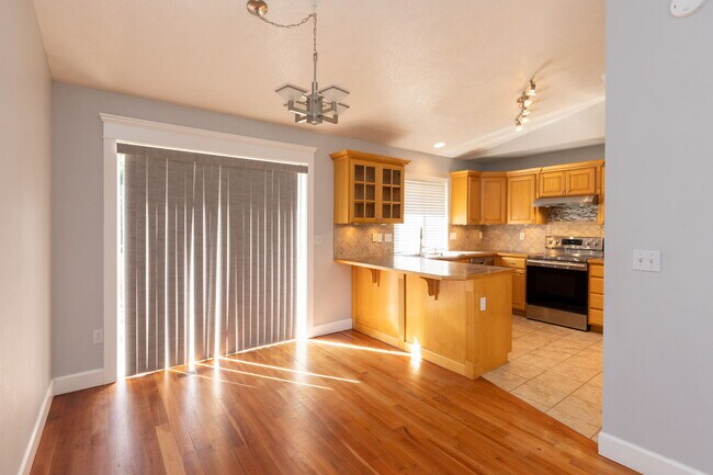 Foto del edificio - 7319 N Perry St