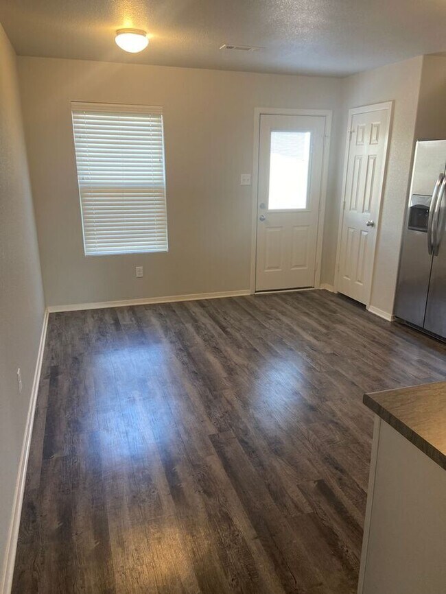 Building Photo - 6016 Orange Valley Cove
