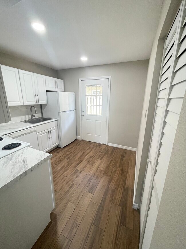 Building Photo - 12406 Orange Blossom Oak Pl