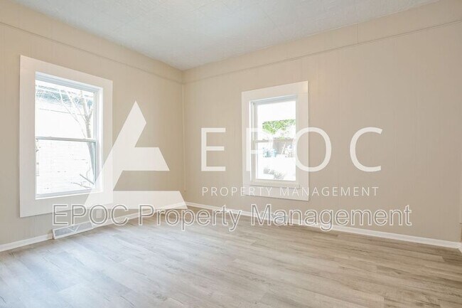 Building Photo - 1507 East Ave
