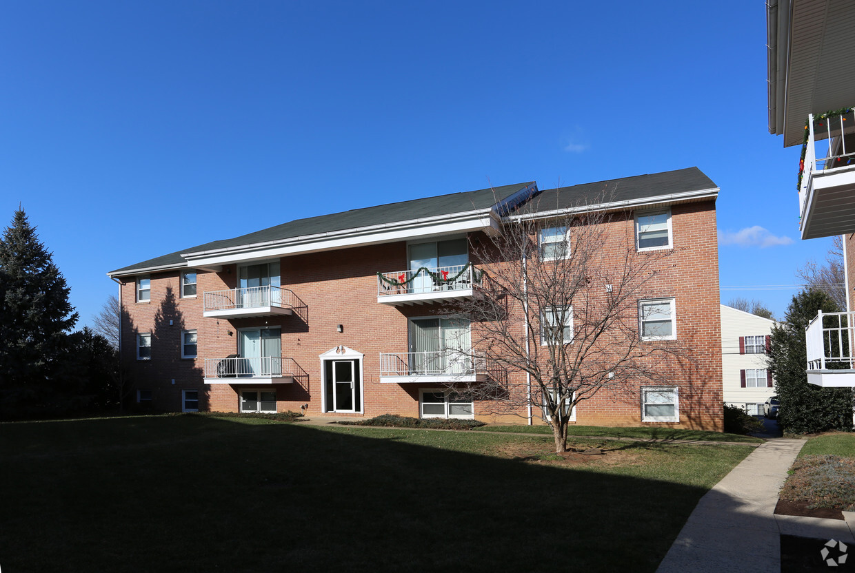 Building Photo - Brightwood Garden Apartments