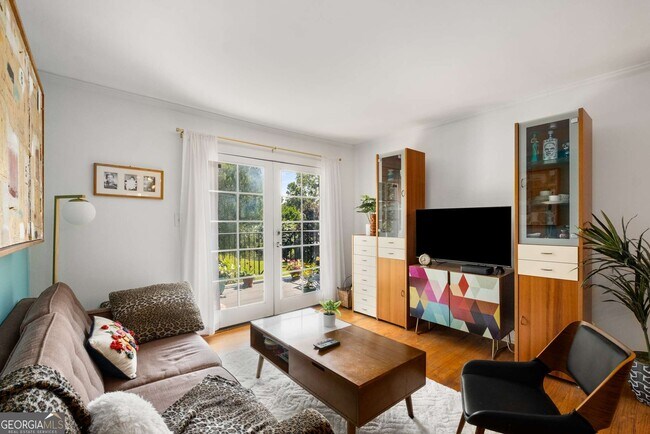 Foto del edificio - 866 Briarcliff Rd NE