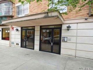 Foto del edificio - 4616 Robinson St