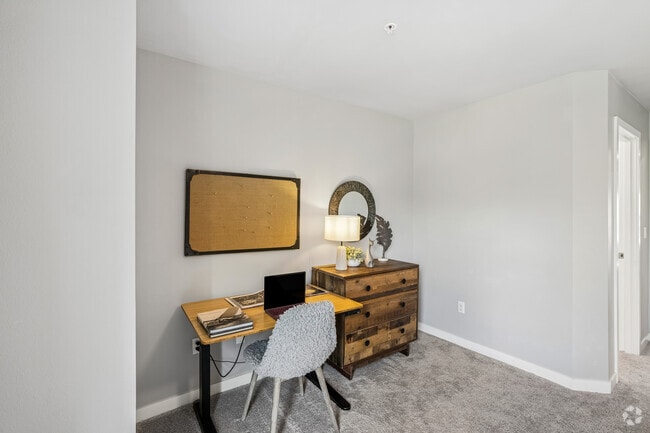 3BR, 2.5BA - 1,206SF - Primary Bedroom - Marymoor Ridge