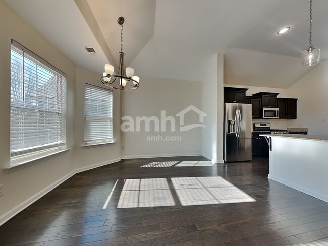 Foto del edificio - 5571 Stonecrest Dr