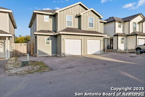 Foto del edificio - 7356 Misty Ridge Dr