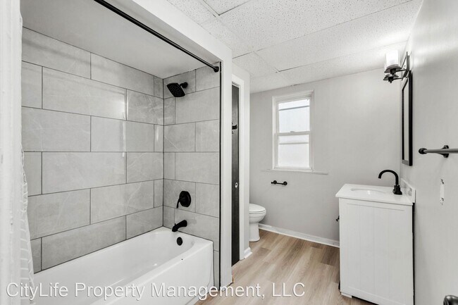 Building Photo - 4 br, 1 bath House - 131 Carrick Ave