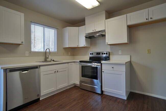 Building Photo - 6949 Black Duck Way